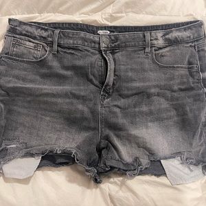 Women’s Old Navy Shorts - grey - size 16
